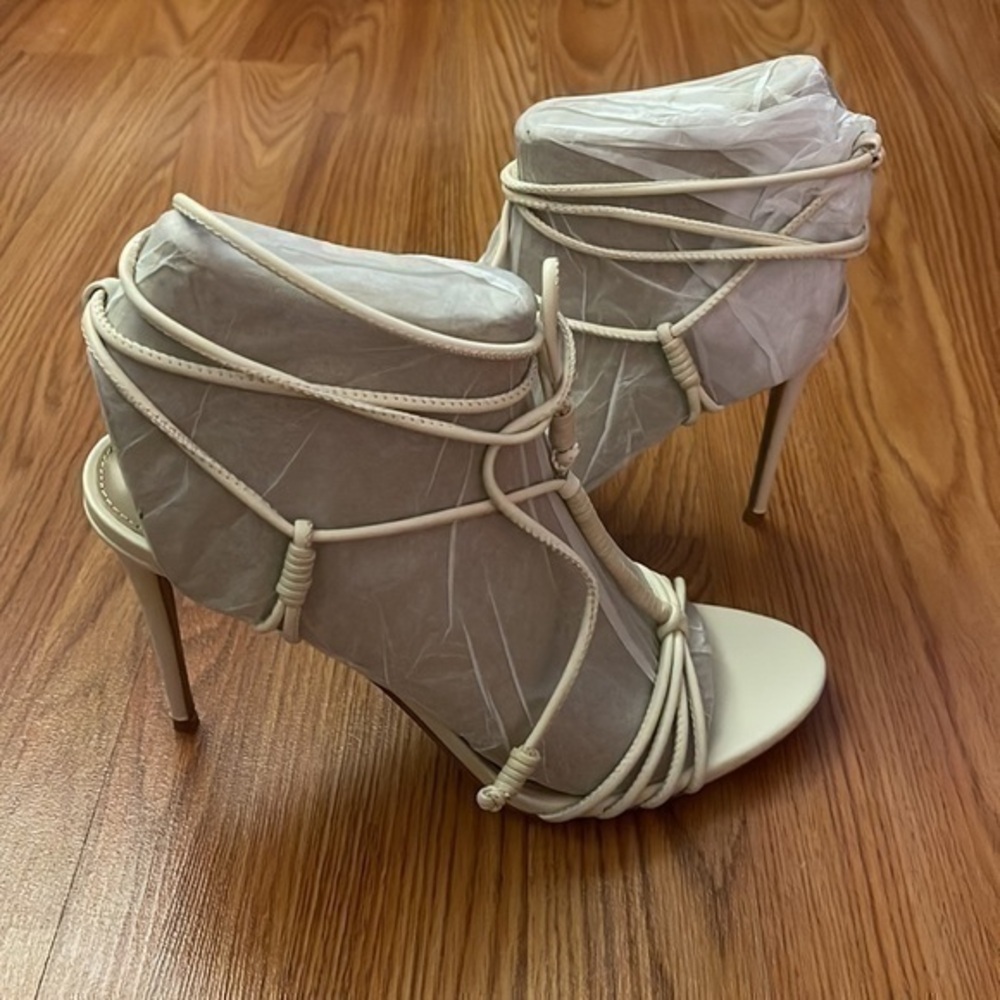 Sam Edelman Safiya Lace Up Stiletto Heel. NEW